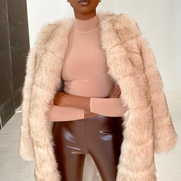 NOOKIE ✨ ‘Viktoria’ Faux Leather High-Waisted Leather Pants - Matte Chocolate 🤎 - Picture 2 of 15